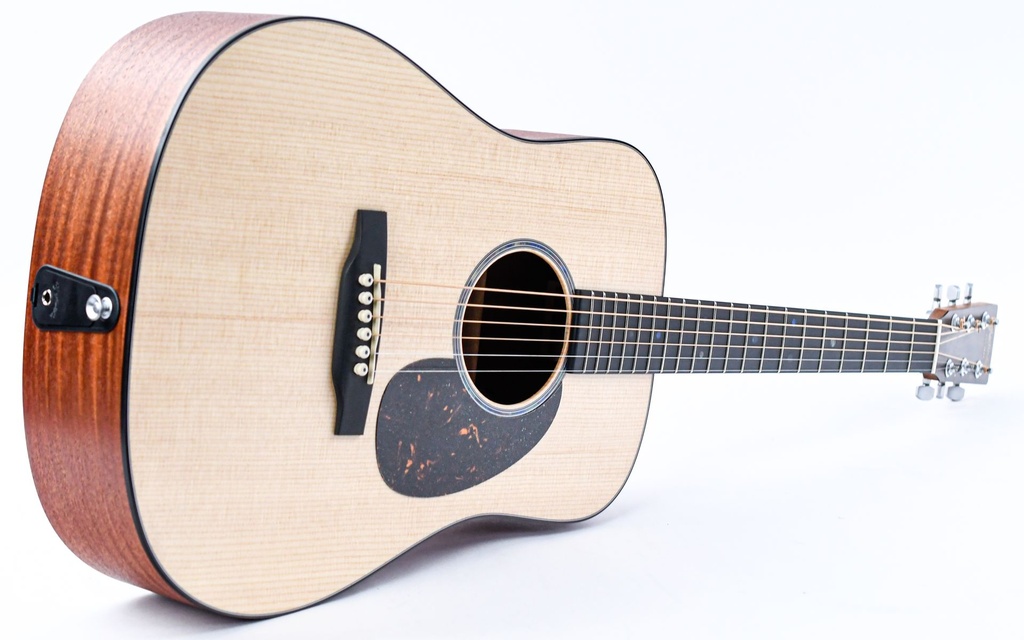 Martin Dreadnought Junior DJRE | The Fellowship of Acoustics